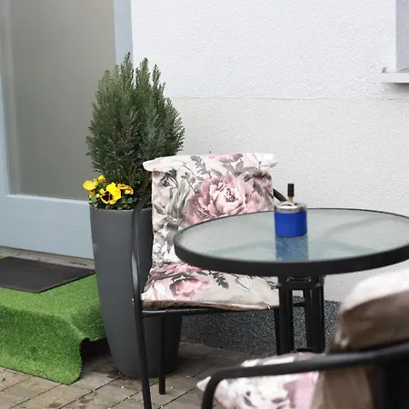 2 Apartament Mietowy Rumianek Lwowek Exterior photo